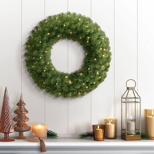 24" Pre-Lit Artificial Christmas Wreath